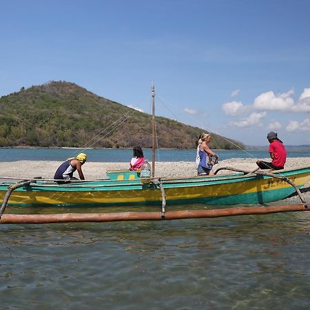 The Clara Beach Hotel Guimaras Buitenkant foto