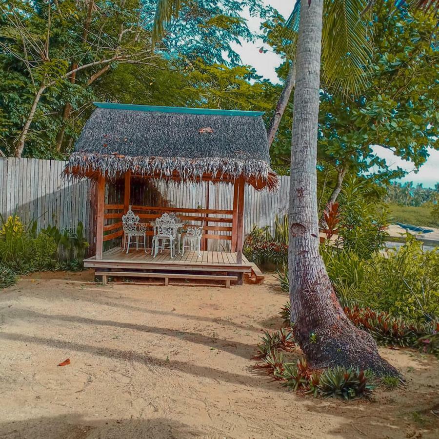 The Clara Beach Hotel Guimaras Buitenkant foto